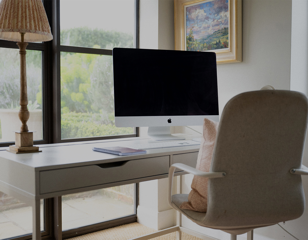 Apple Mac desktop at Barnsgrove, Hampshire