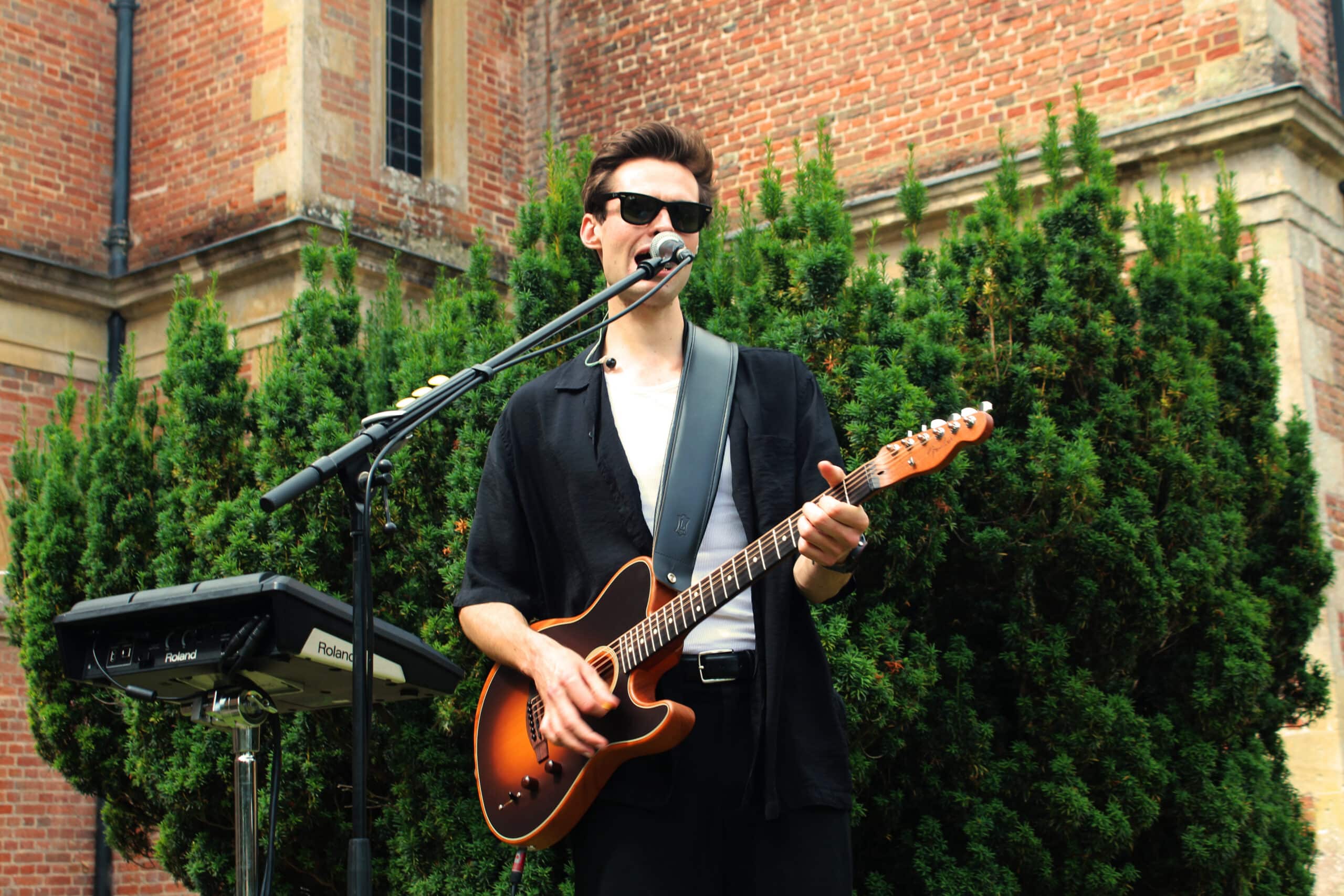 Live Music & Supper Club